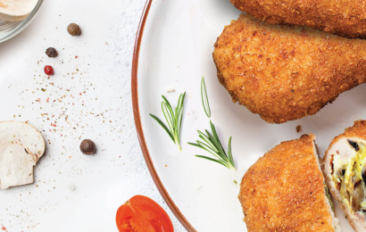 Соковиті котлети з грибами та сиром